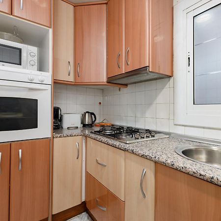 Besos - Bright Apartment Close To Congress & Port Сан-Адриан-де-Бесос Экстерьер фото